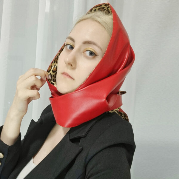 Environmentally friendly PU leather and leopard print double-sided triangular scarf with a headband and a dual-purpose scarf