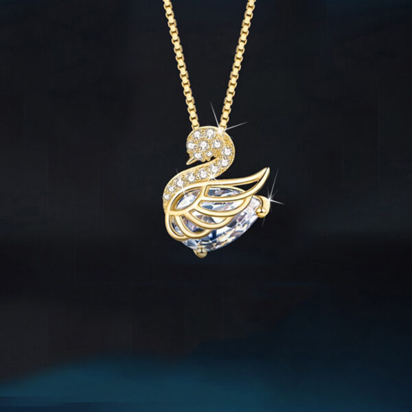 swan necklace women's light luxury high-end temperament collarbone chain TikTok same fashion versatile accessories - Image 2