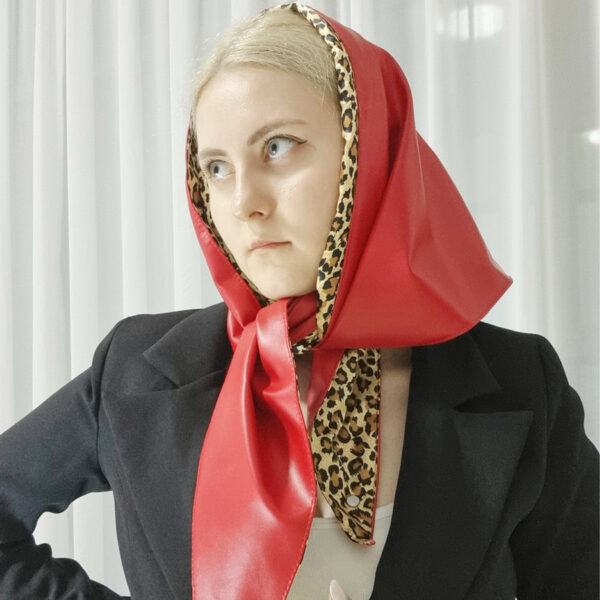 Environmentally friendly PU leather and leopard print double-sided triangular scarf with a headband and a dual-purpose scarf - Image 2
