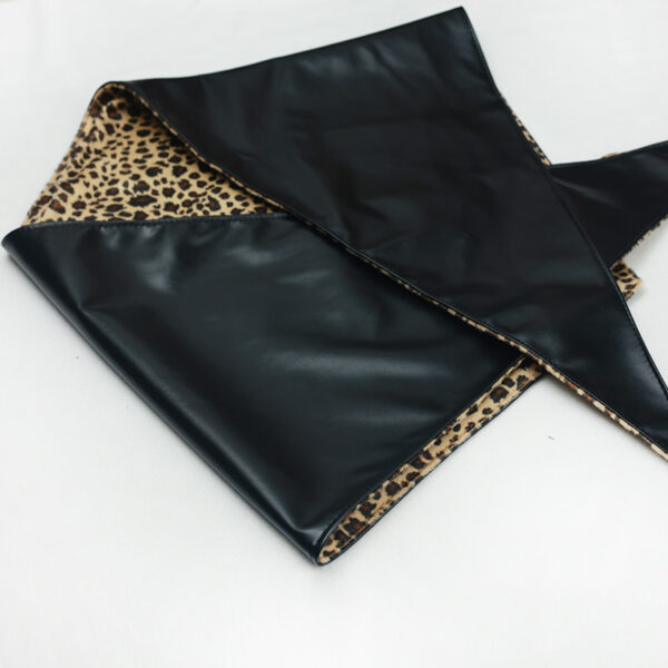 Environmentally friendly PU leather and leopard print double-sided triangular scarf with a headband and a dual-purpose scarf - Image 6